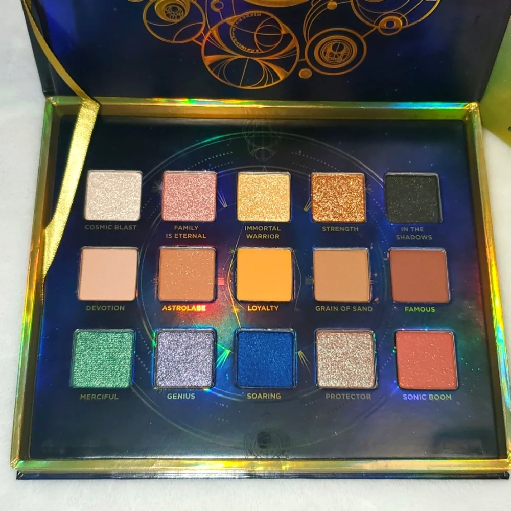 NIB Urban Decay x Marvel ETERNALS Eyeshadow Palette